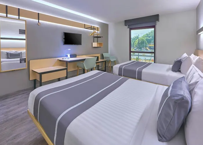 Hotel Express By Marriott Ciudad De Periferico Sur Tlalpan 3*