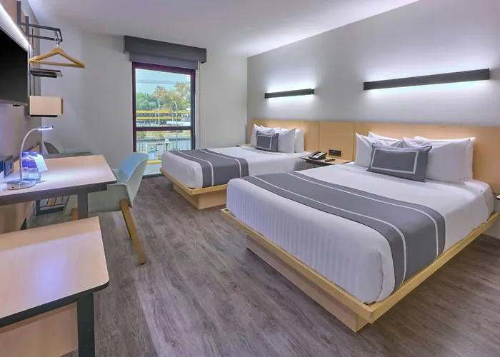 Hotel Express By Marriott Ciudad De Periferico Sur Tlalpan 3*