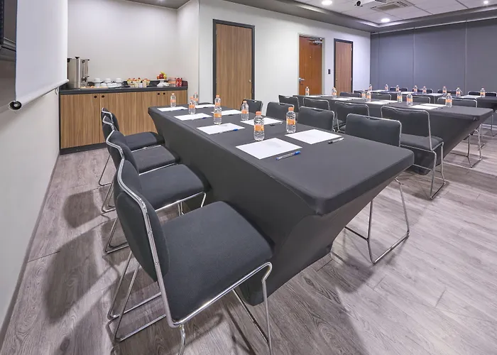 Hotel Express By Marriott Ciudad De Periferico Sur Tlalpan 3*
