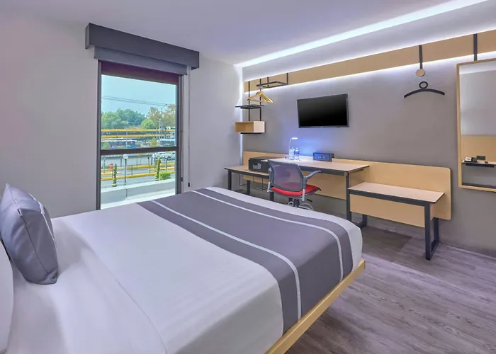 Express By Marriott Ciudad De Periférico Sur Tlalpan Hotel 3*